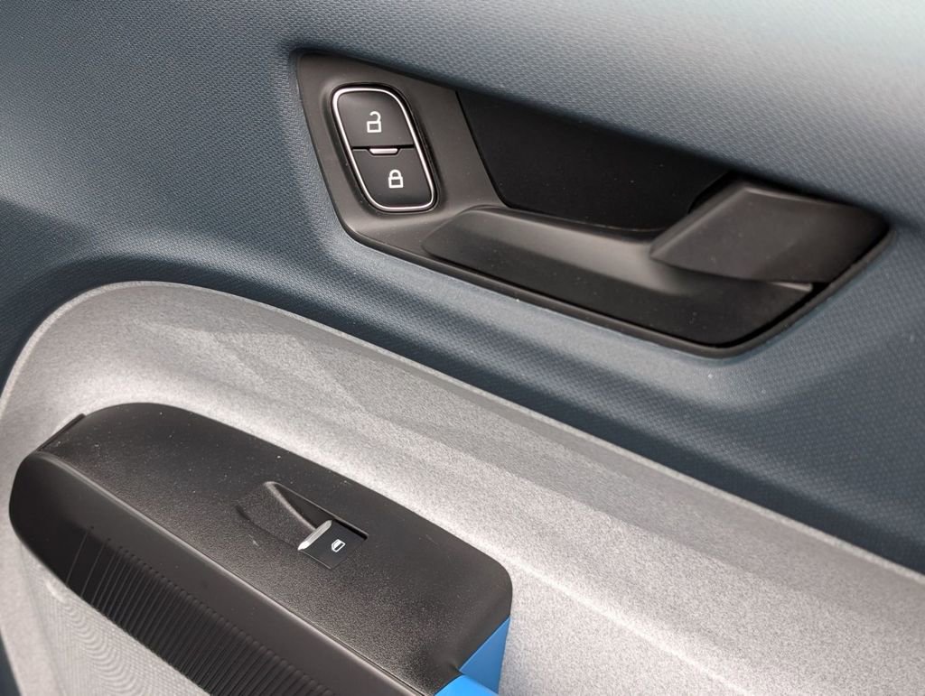 New 2025 Ford Maverick XLT image 49