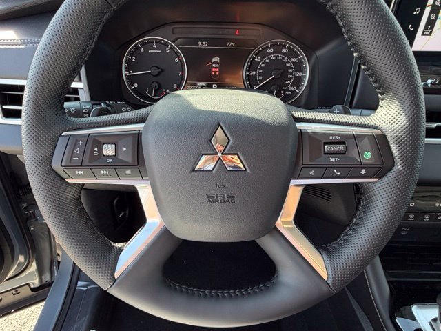 New 2026 Mitsubishi Outlander SE FWD image 30