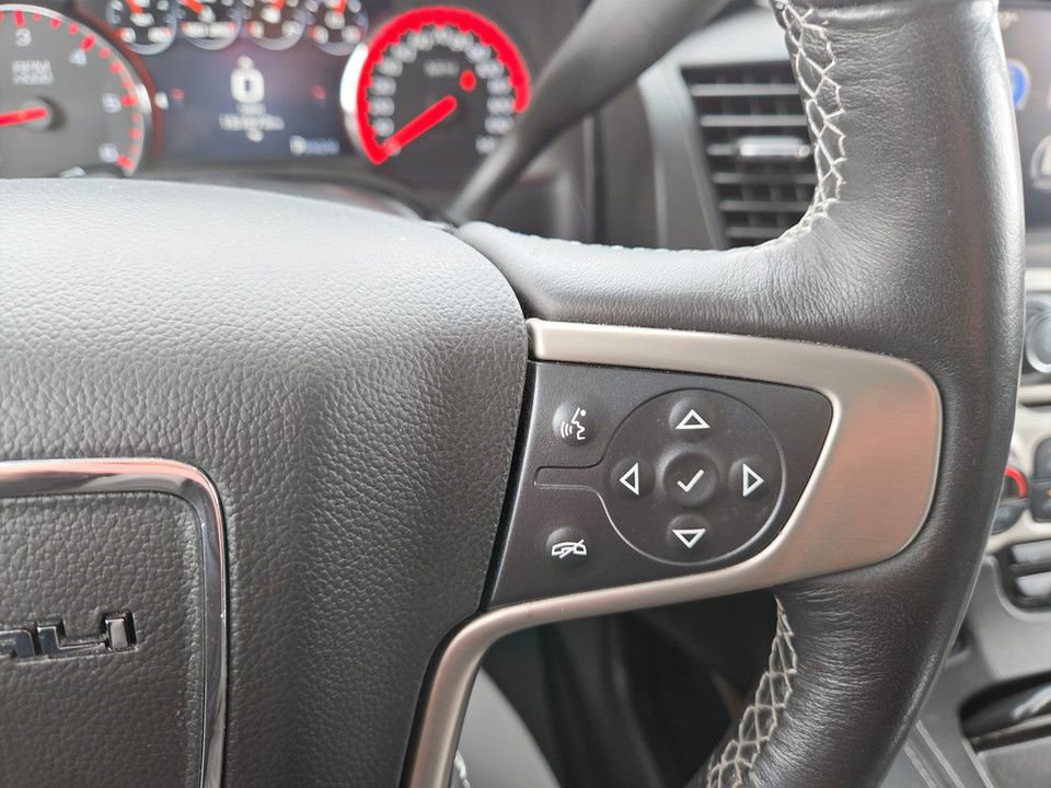 Used 2016 GMC Yukon Denali image 15