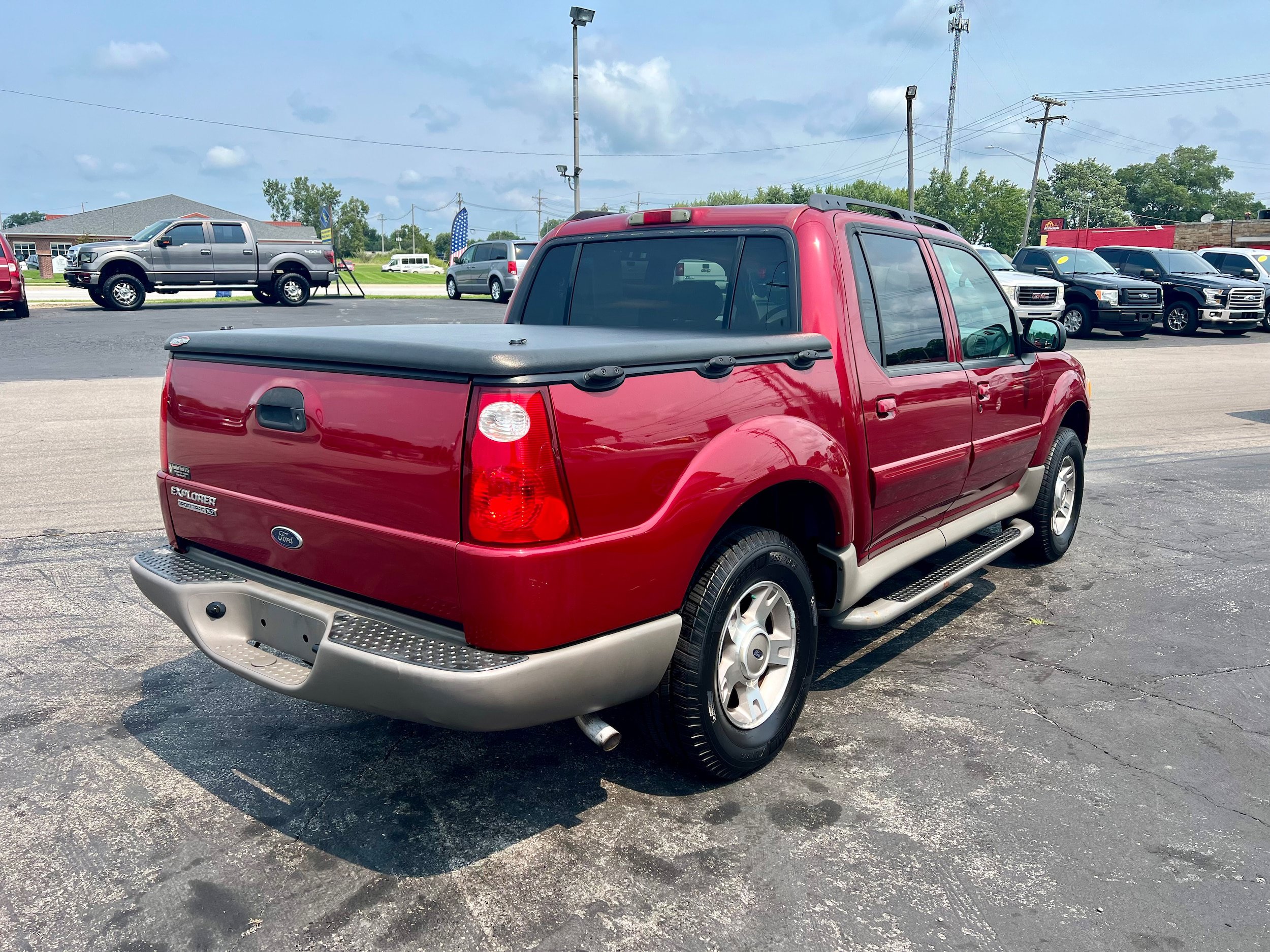 Used 2003 Ford Explorer Sport Trac XLS AWD/4WD image 5