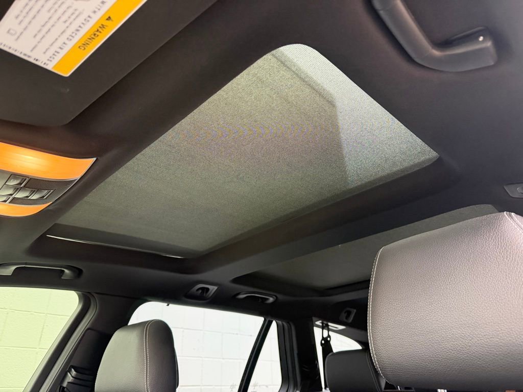 Used 2015 Mercedes-Benz E 350 4MATIC Wagon image 21