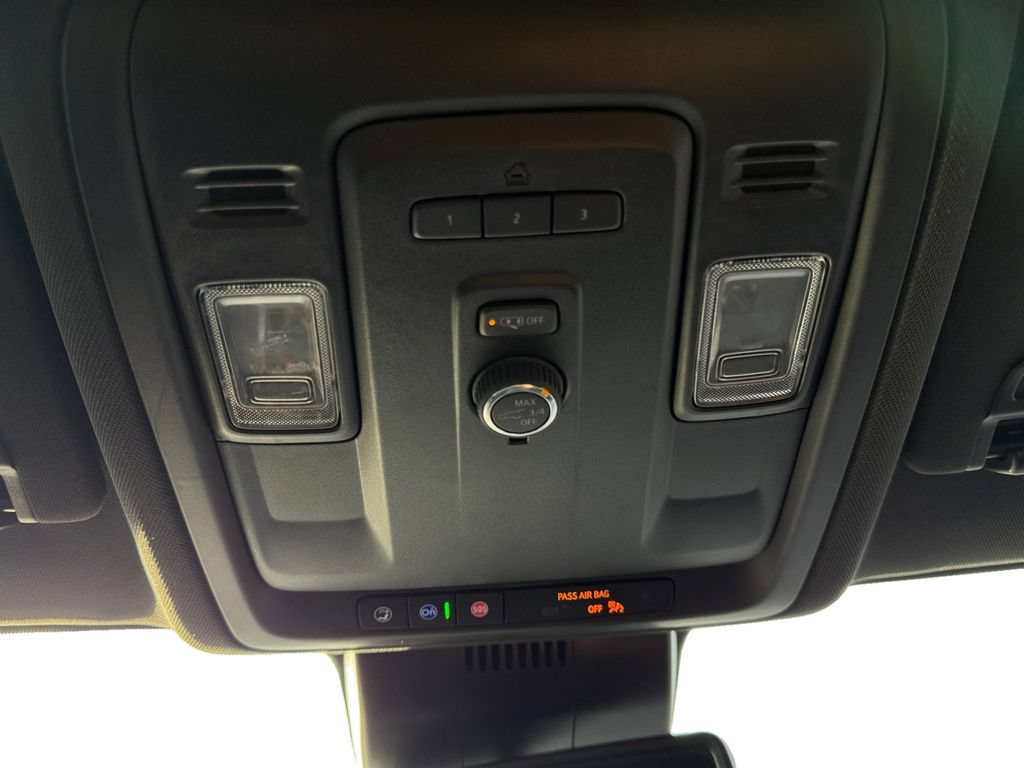 Used 2023 Chevrolet Tahoe LT AWD/4WD image 18