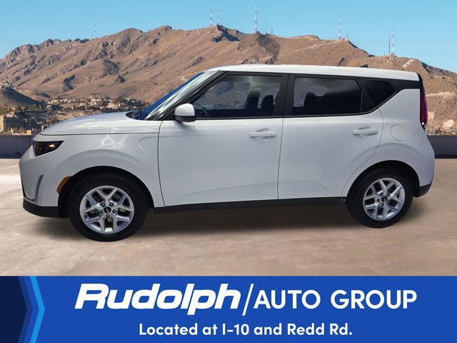 Used 2025 Kia Soul LX w/ LX Technology Package FWD image 2