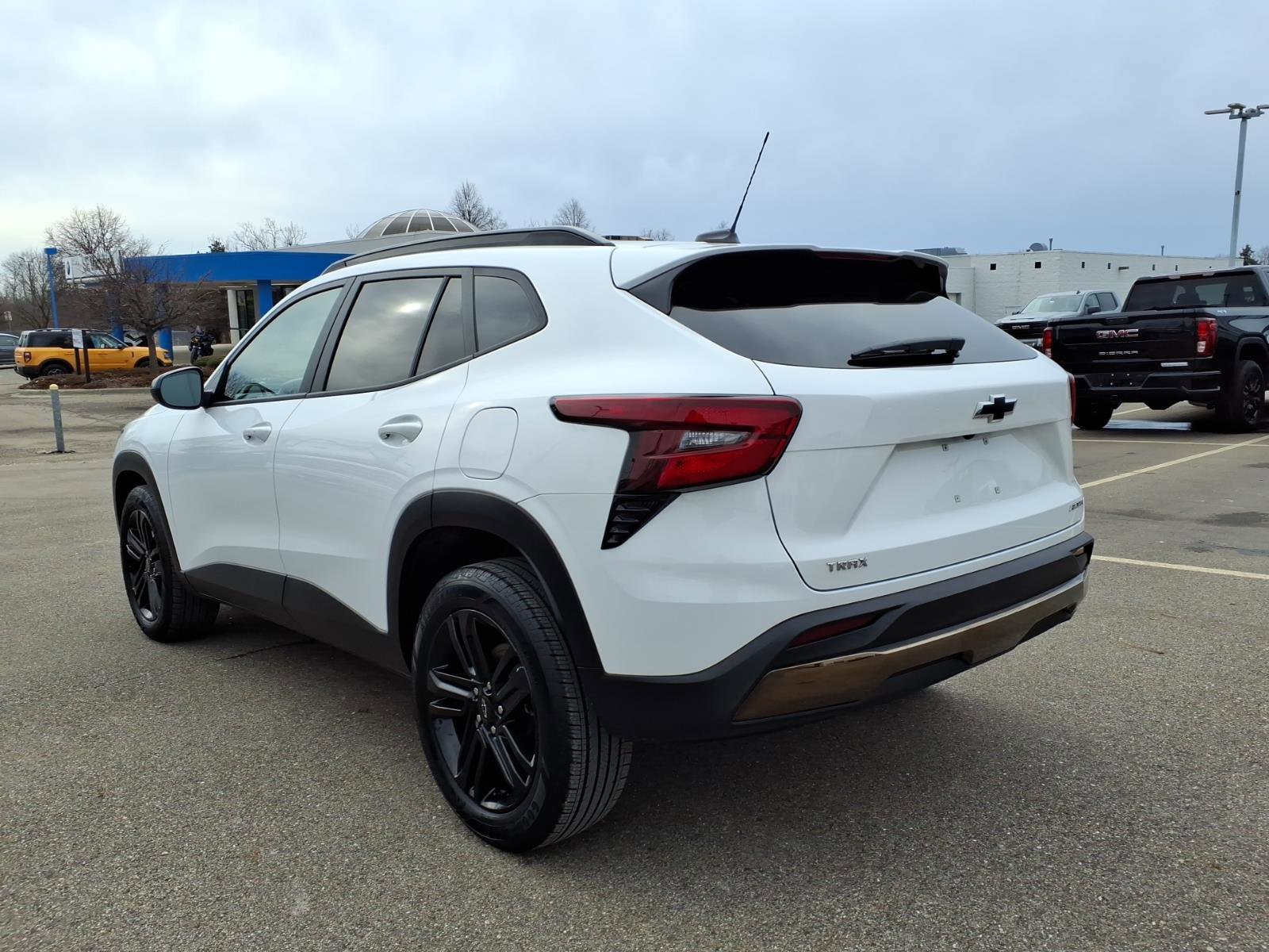 Certified 2024 Chevrolet Trax ACTIV image 9