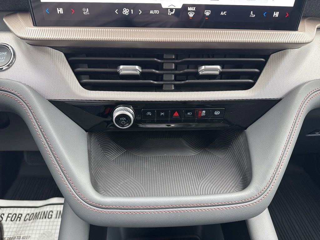 New 2026 Ford Explorer Active w/ Active Comfort Package image 16