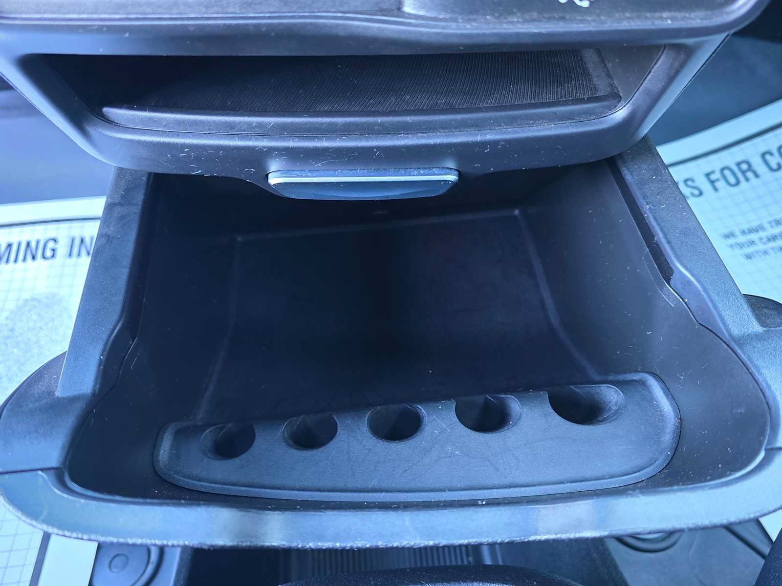 Used 2026 Chrysler Pacifica Select FWD image 25