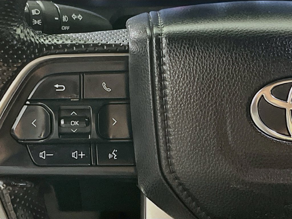 Used 2025 Toyota 4Runner TRD Off-Road AWD/4WD image 16