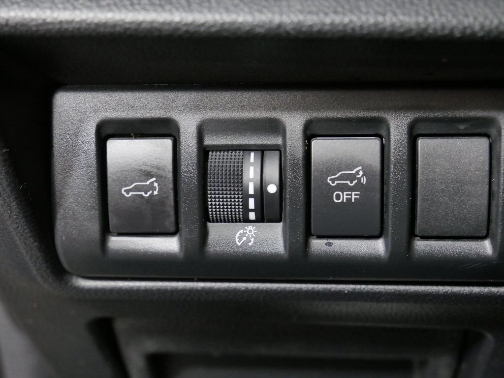 Used 2021 Subaru Outback Touring AWD/4WD image 25