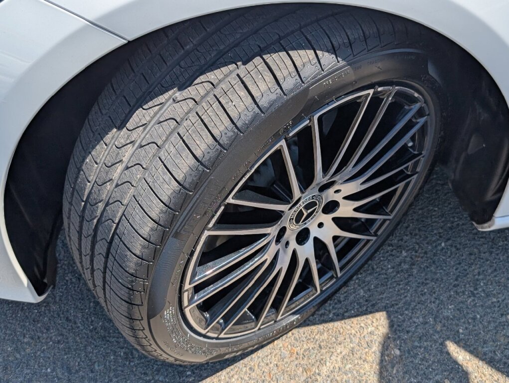 Used 2025 Mercedes-Benz C 300 4MATIC Sedan image 21
