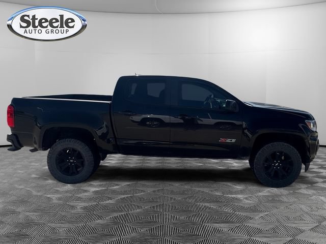 Used 2022 Chevrolet Colorado Z71 w/ Z71 Midnight Edition AWD/4WD image 6