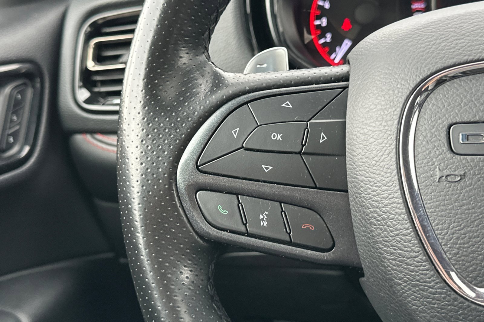 Used 2023 Dodge Durango GT image 36