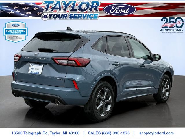 Certified 2024 Ford Escape ST-Line w/ Tech Pack #1 AWD/4WD image 3