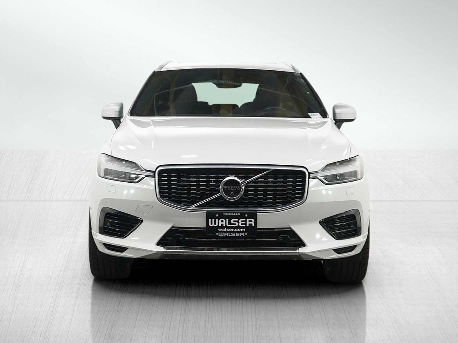 Used 2019 Volvo XC60 T8 R-Design w/ Advanced Package AWD/4WD image 8