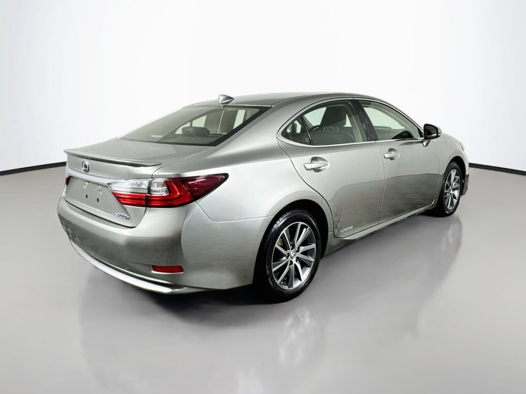 Used 2016 Lexus ES 300h FWD image 8