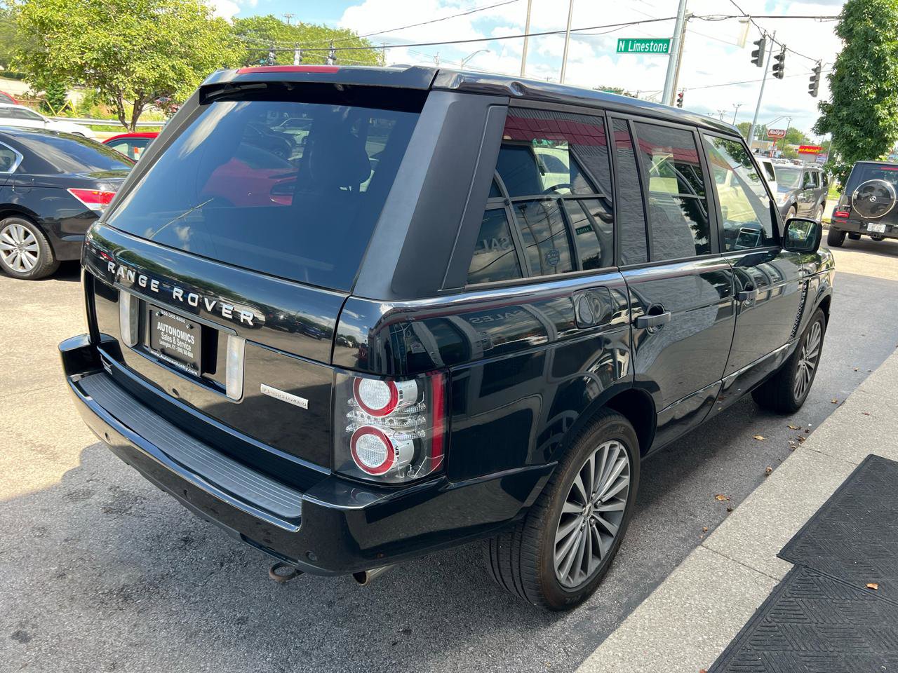 Used 2011 Land Rover Range Rover Supercharged AWD/4WD image 7