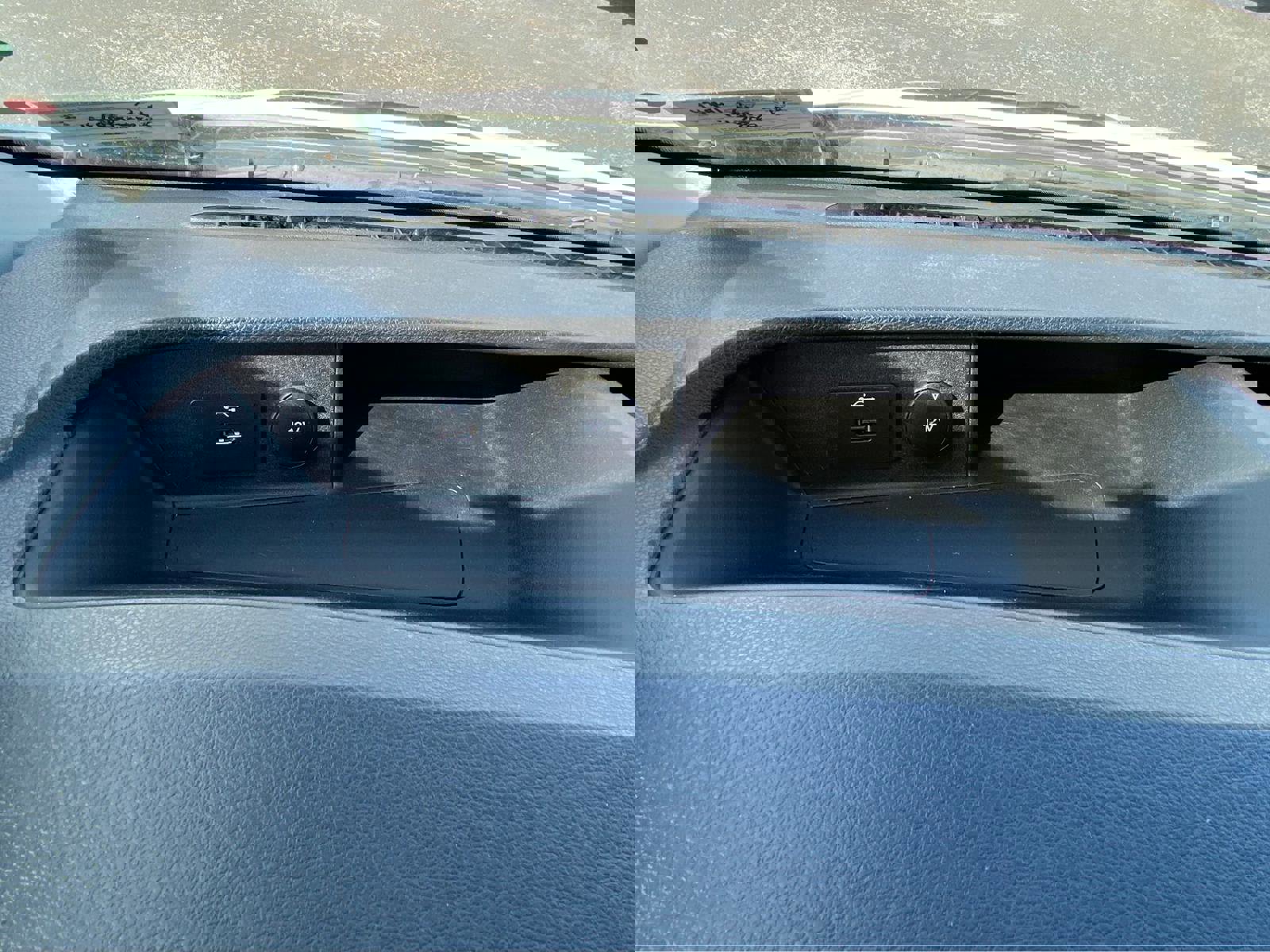 Used 2020 Ford Transit 250 148 High Roof image 27