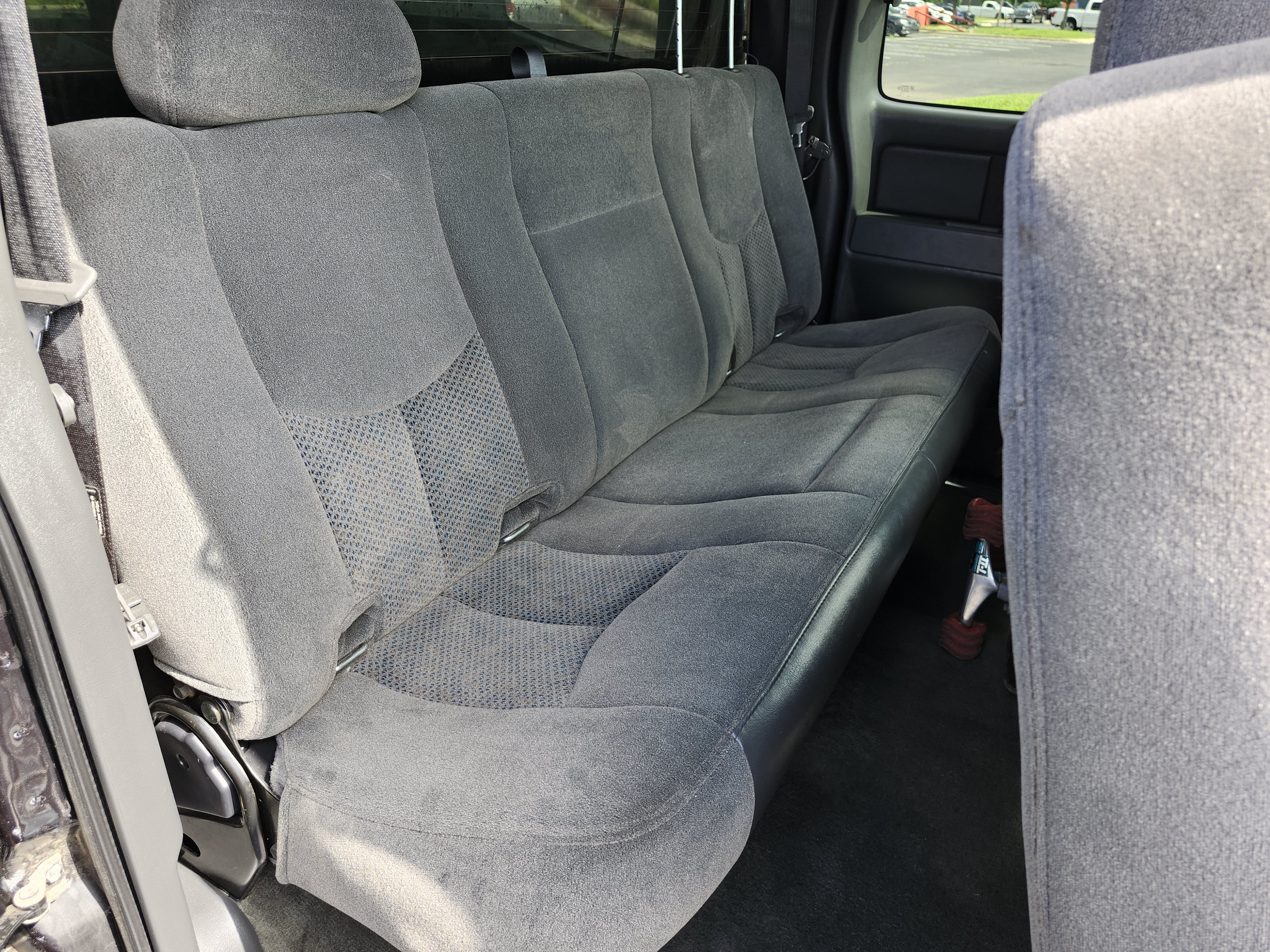 Used 2005 Chevrolet Silverado 1500 LS w/ Safe And Sound Package RWD image 19
