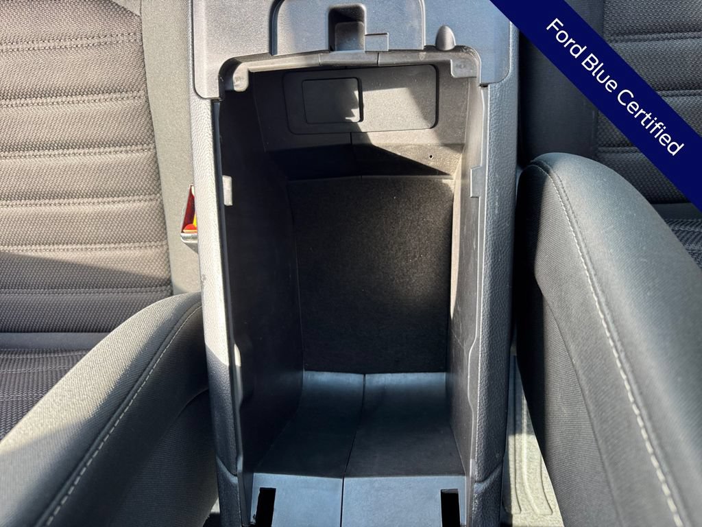 Certified 2020 Ford Fusion SE FWD image 28