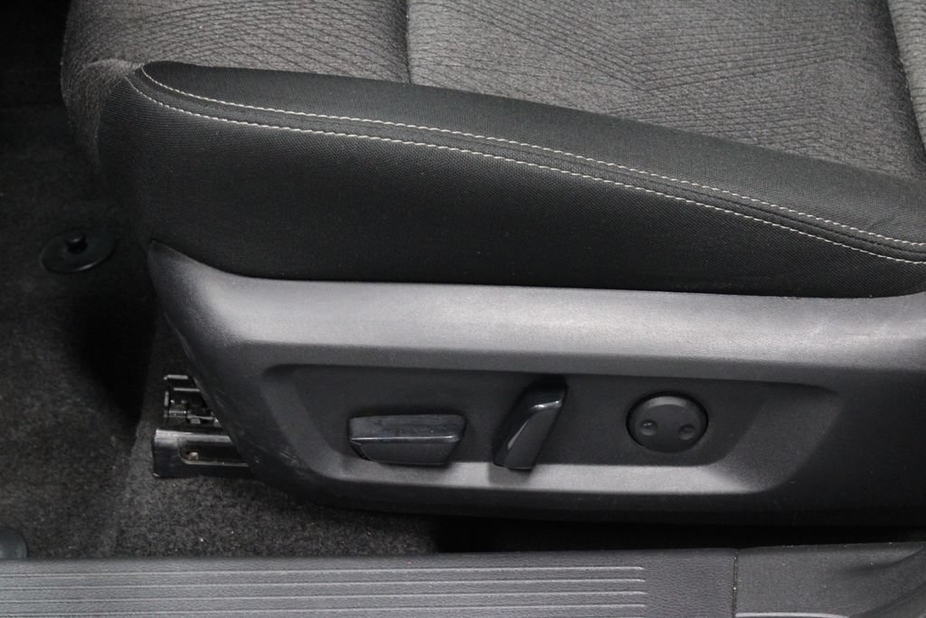Certified 2024 Nissan Rogue SV AWD/4WD image 25