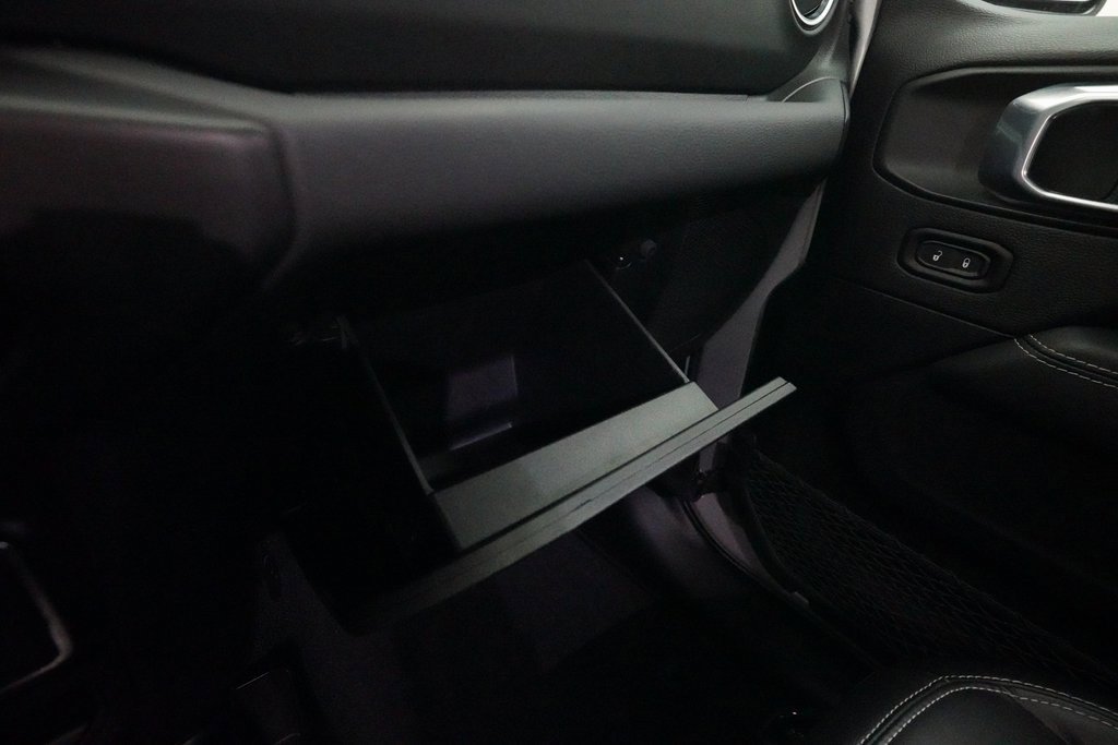 Used 2022 Jeep Wrangler Unlimited Sahara image 29