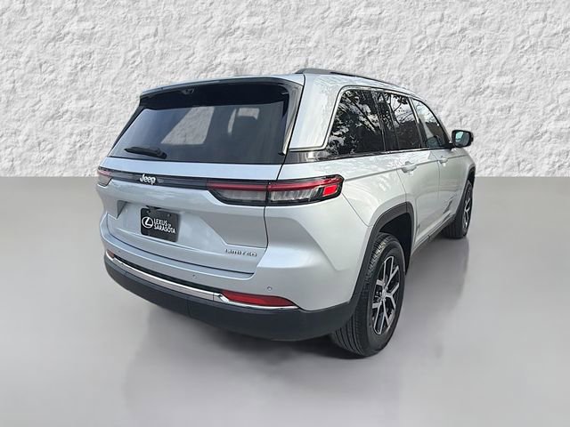 Used 2025 Jeep Grand Cherokee Limited w/ Luxury Tech Group II image 3