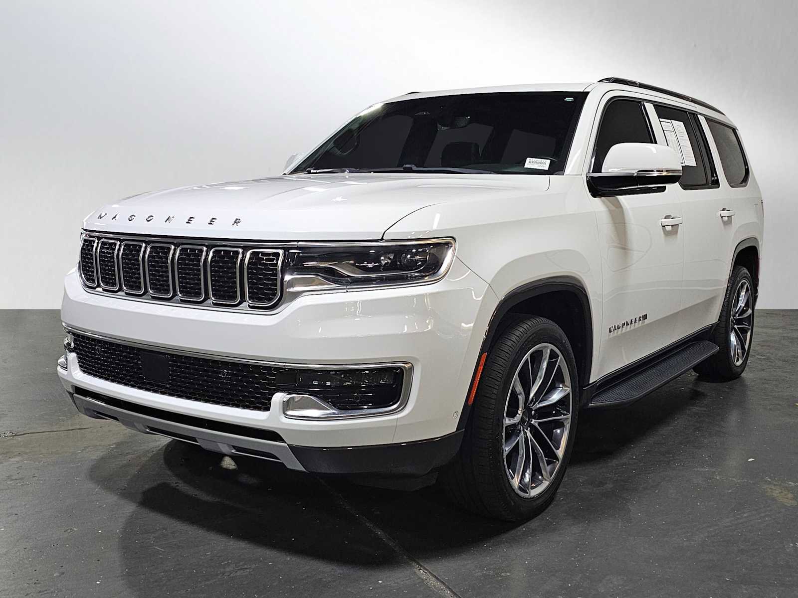 Used 2022 Jeep Wagoneer Series II w/ Premium Group I AWD/4WD image 7