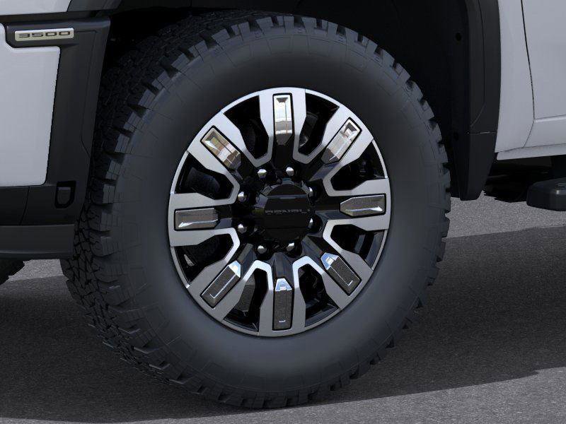 New 2025 GMC Sierra 3500 Denali w/ Denali Reserve Package image 9