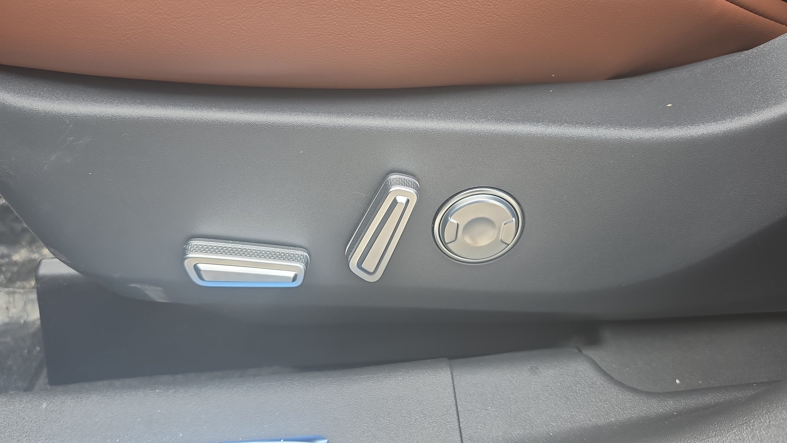 New 2026 Lincoln Nautilus Reserve AWD/4WD image 10