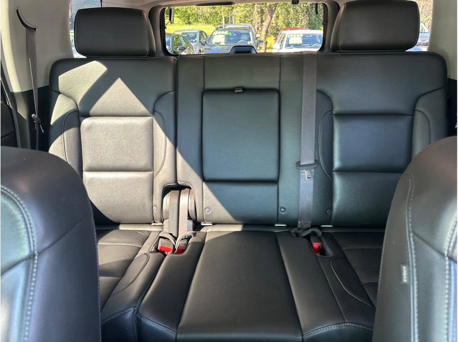 Used 2017 Chevrolet Tahoe LT w/ Z71 Midnight Edition image 22