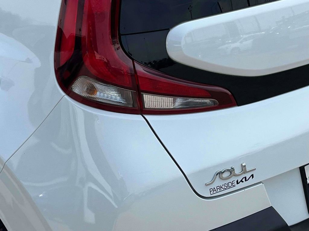 Used 2020 Kia Soul LX image 33