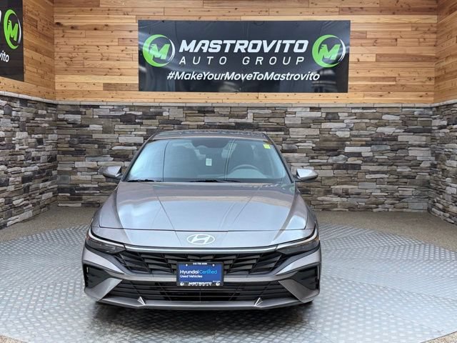 Certified 2024 Hyundai Elantra SEL FWD video 3