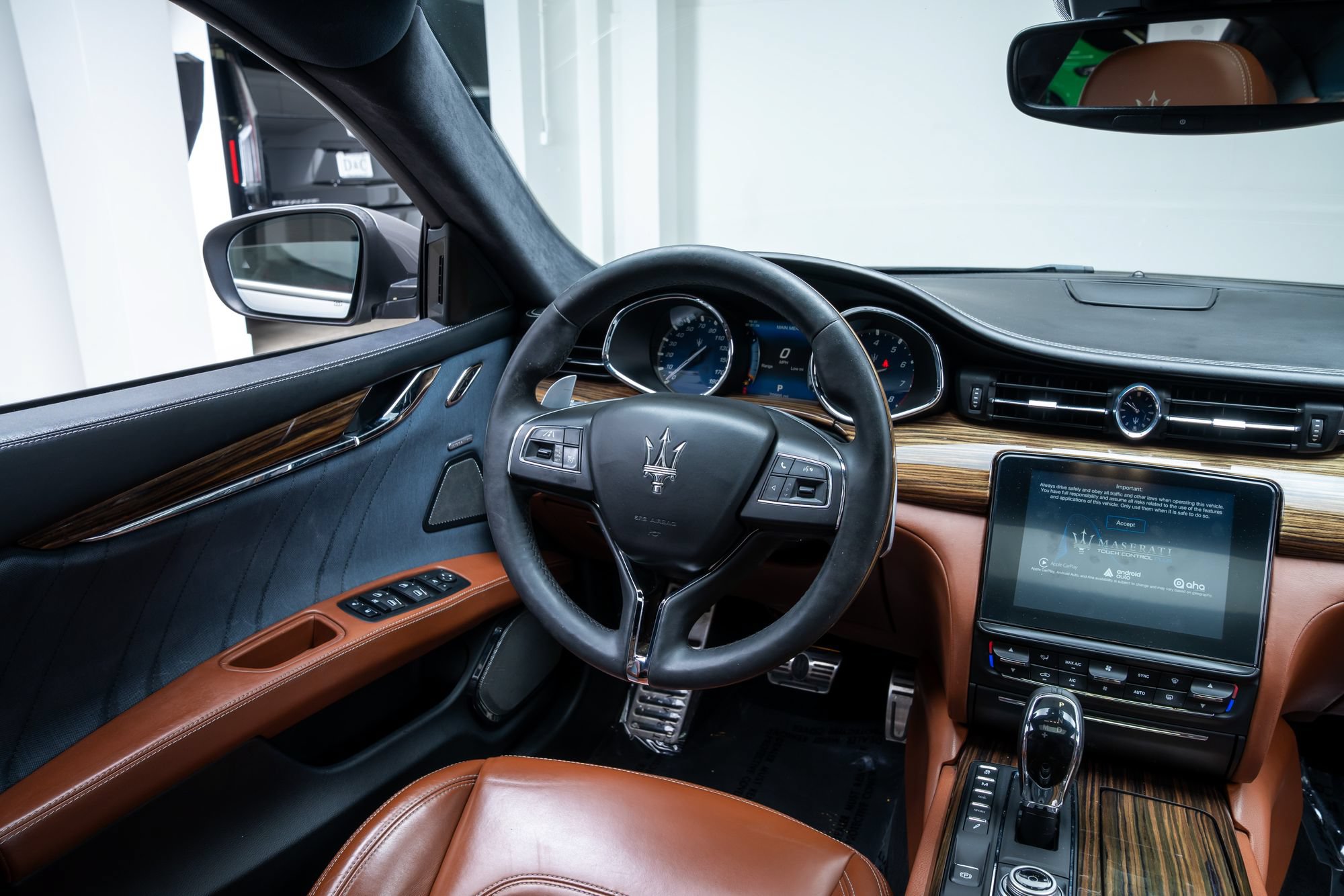 Used 2017 Maserati Quattroporte S GranLusso Q4 AWD/4WD image 9