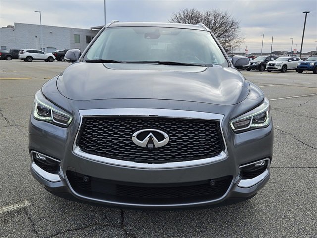 Used 2020 INFINITI QX60 Luxe w/ Essential Package image 2