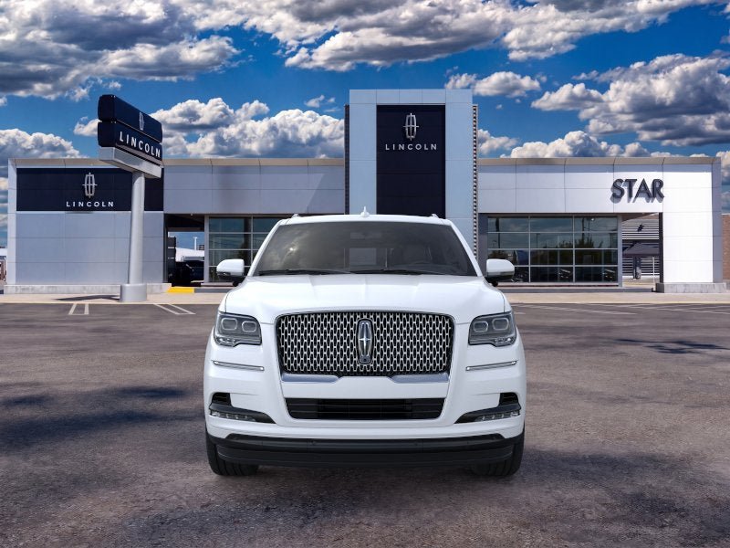 New 2023 Lincoln Navigator L Reserve AWD/4WD image 6