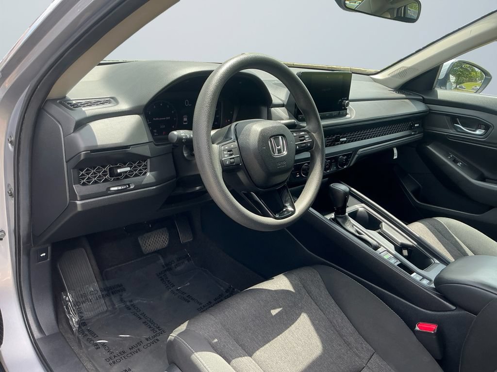 Used 2024 Honda Accord EX image 11