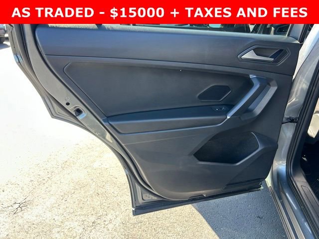 Used 2020 Volkswagen Tiguan SE image 13