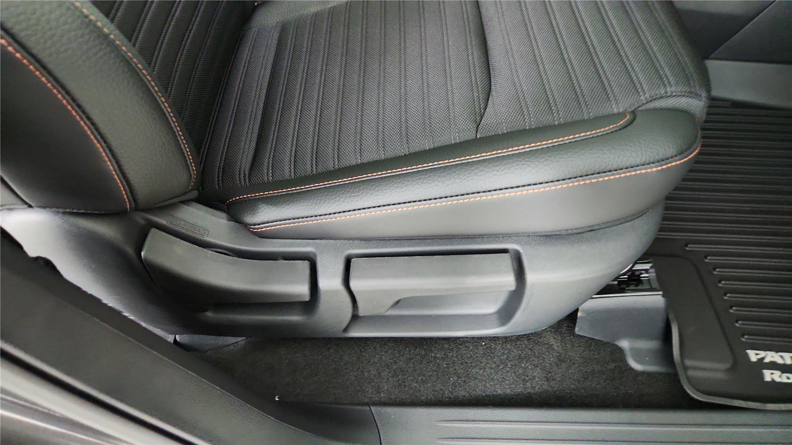 Used 2025 Nissan Pathfinder Rock Creek image 26