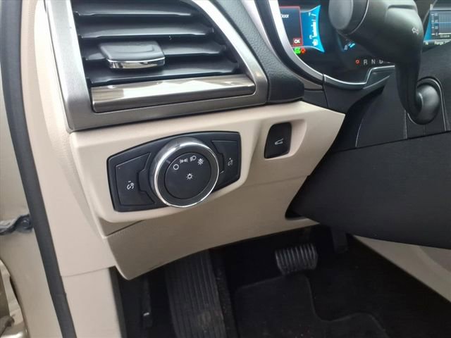 Used 2018 Ford Fusion SE w/ Equipment Group 602A image 17