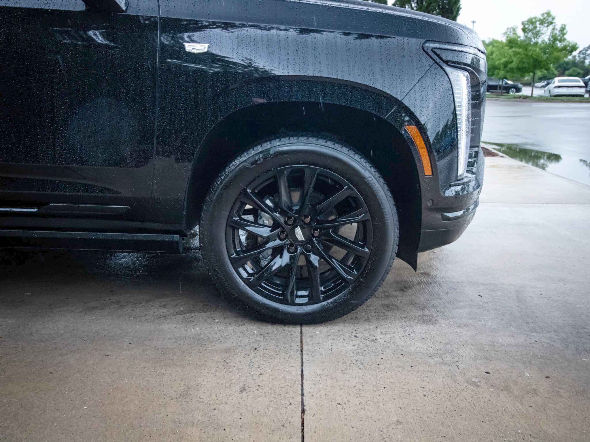 Used 2026 Cadillac Escalade Sport w/ LPO, ONYX Package AWD/4WD image 13