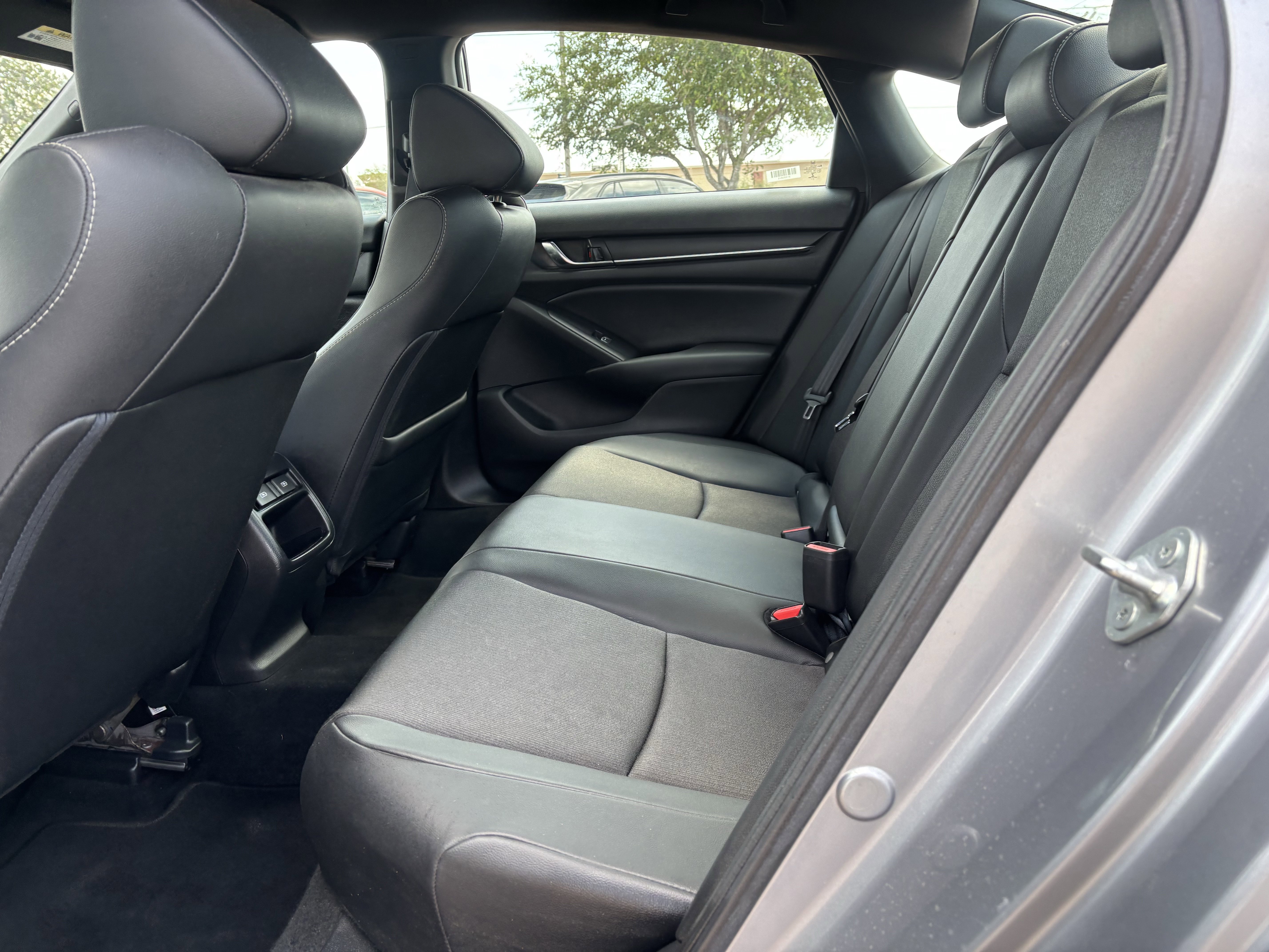 Used 2021 Honda Accord Sport image 14