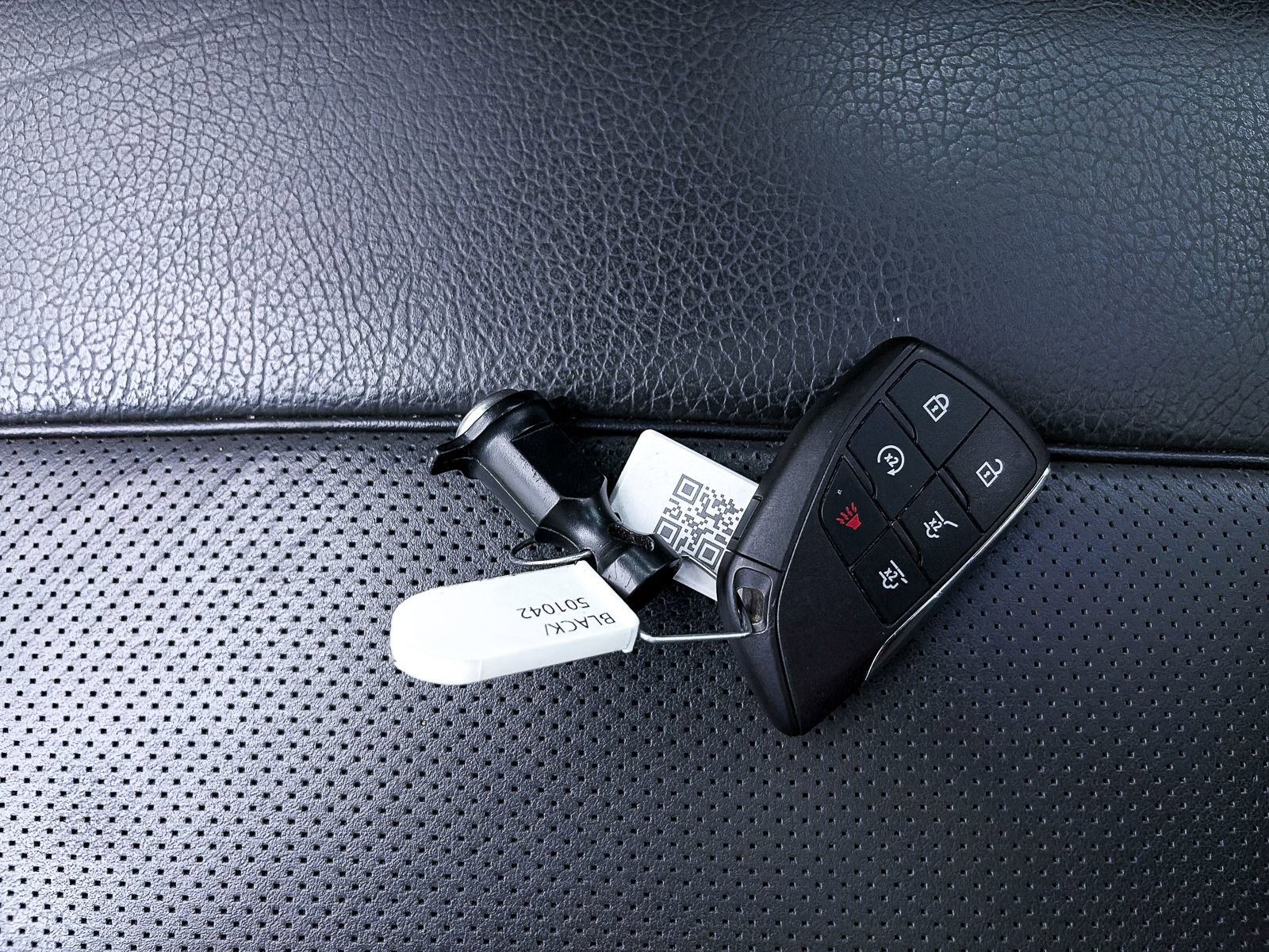 Used 2023 GMC Yukon Denali image 31