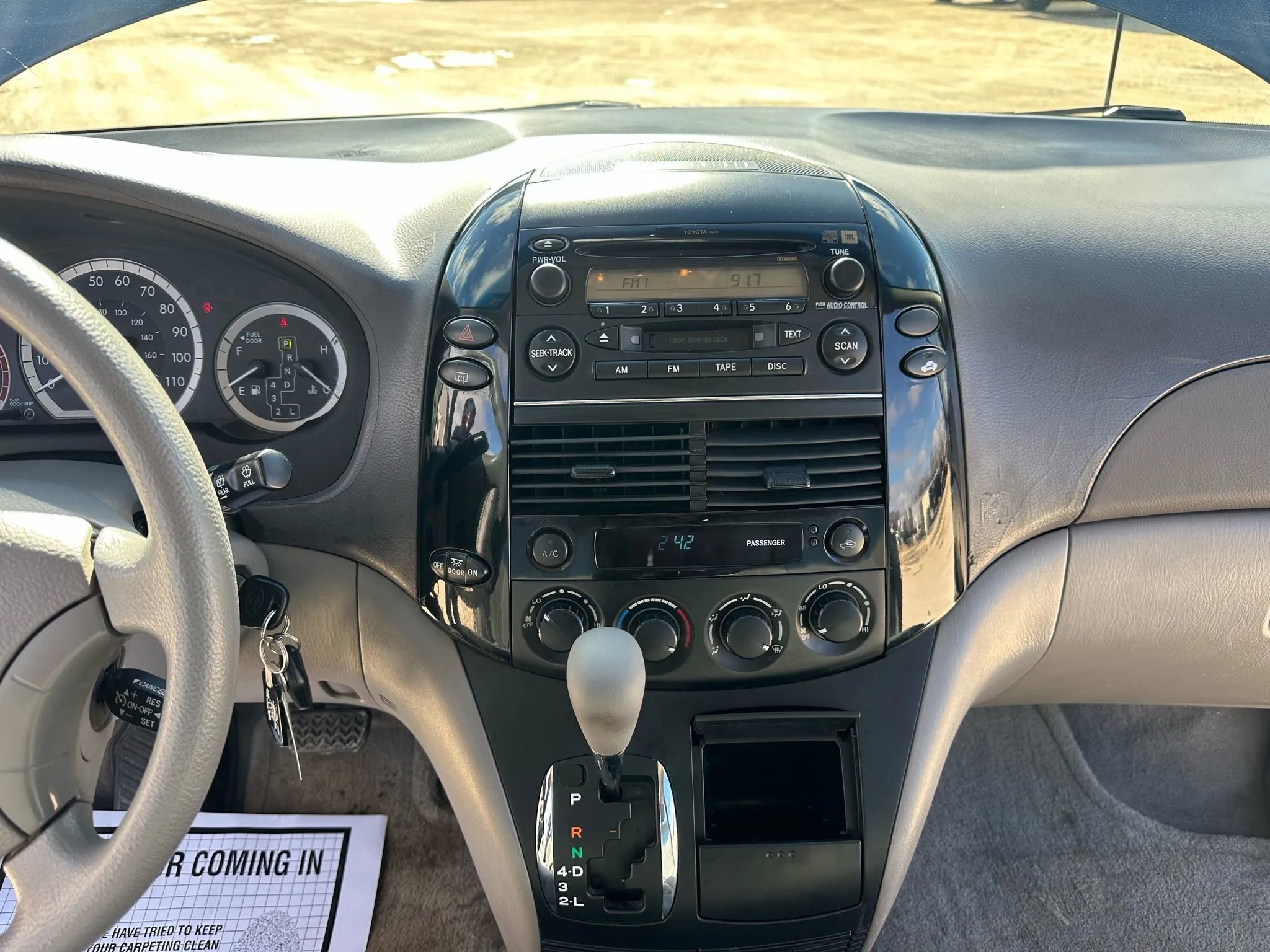 Used 2004 Toyota Sienna CE image 19