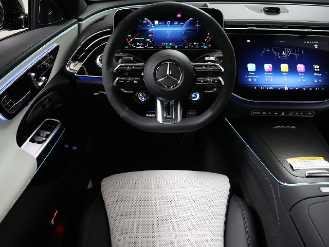 New 2026 Mercedes-Benz E 53 AMG e 4MATIC Sedan image 17