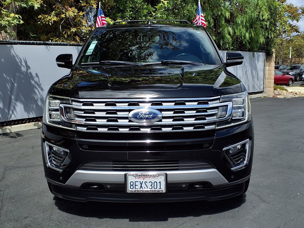 Used 2018 Ford Expedition Limited w/ Equipment Group 301A AWD/4WD image 2