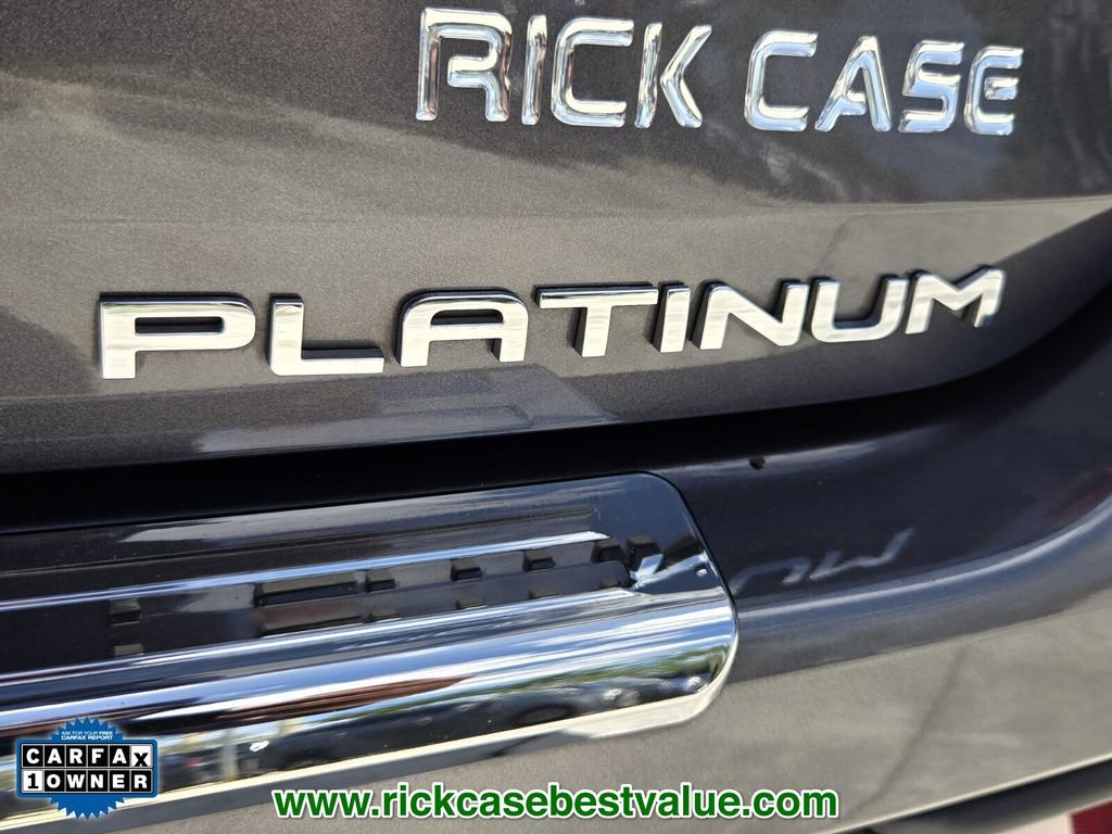 Used 2021 Toyota Highlander Platinum FWD image 19
