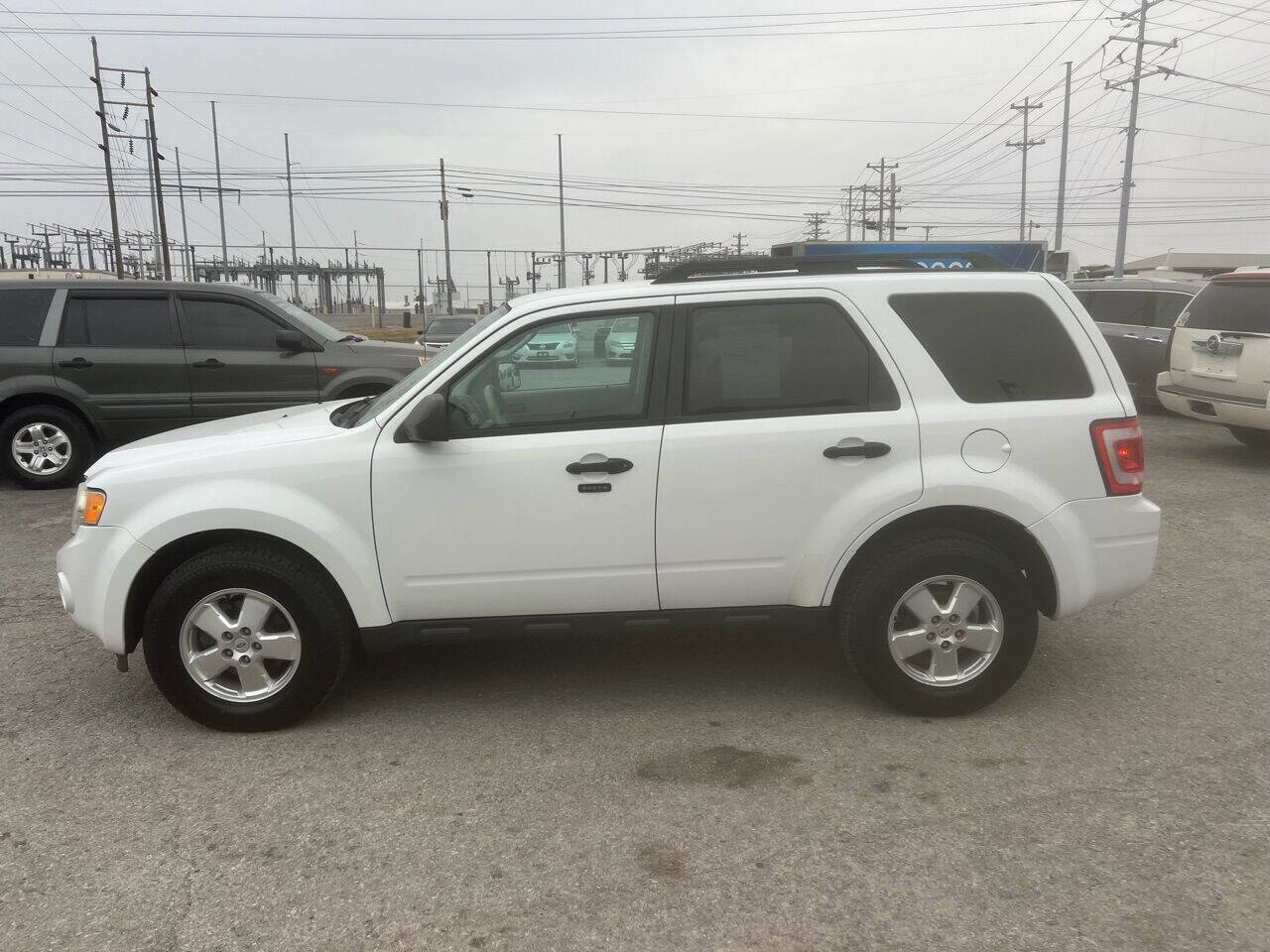 Used 2011 Ford Escape XLT image 6