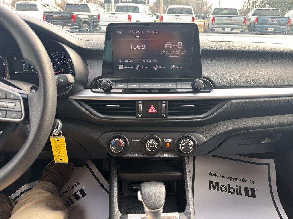 Used 2024 Kia Forte LXS image 12