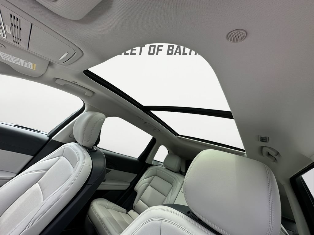 Used 2026 Lincoln Nautilus Premier w/ Equipment Group 102A AWD/4WD image 18