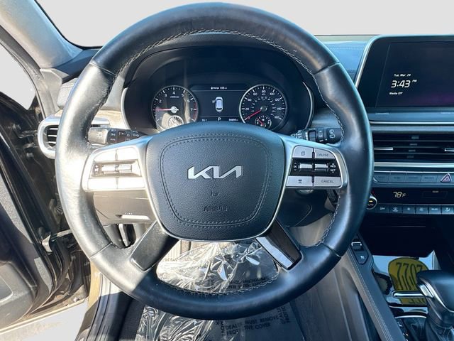 Used 2022 Kia Telluride SX w/ SX Prestige Package image 11