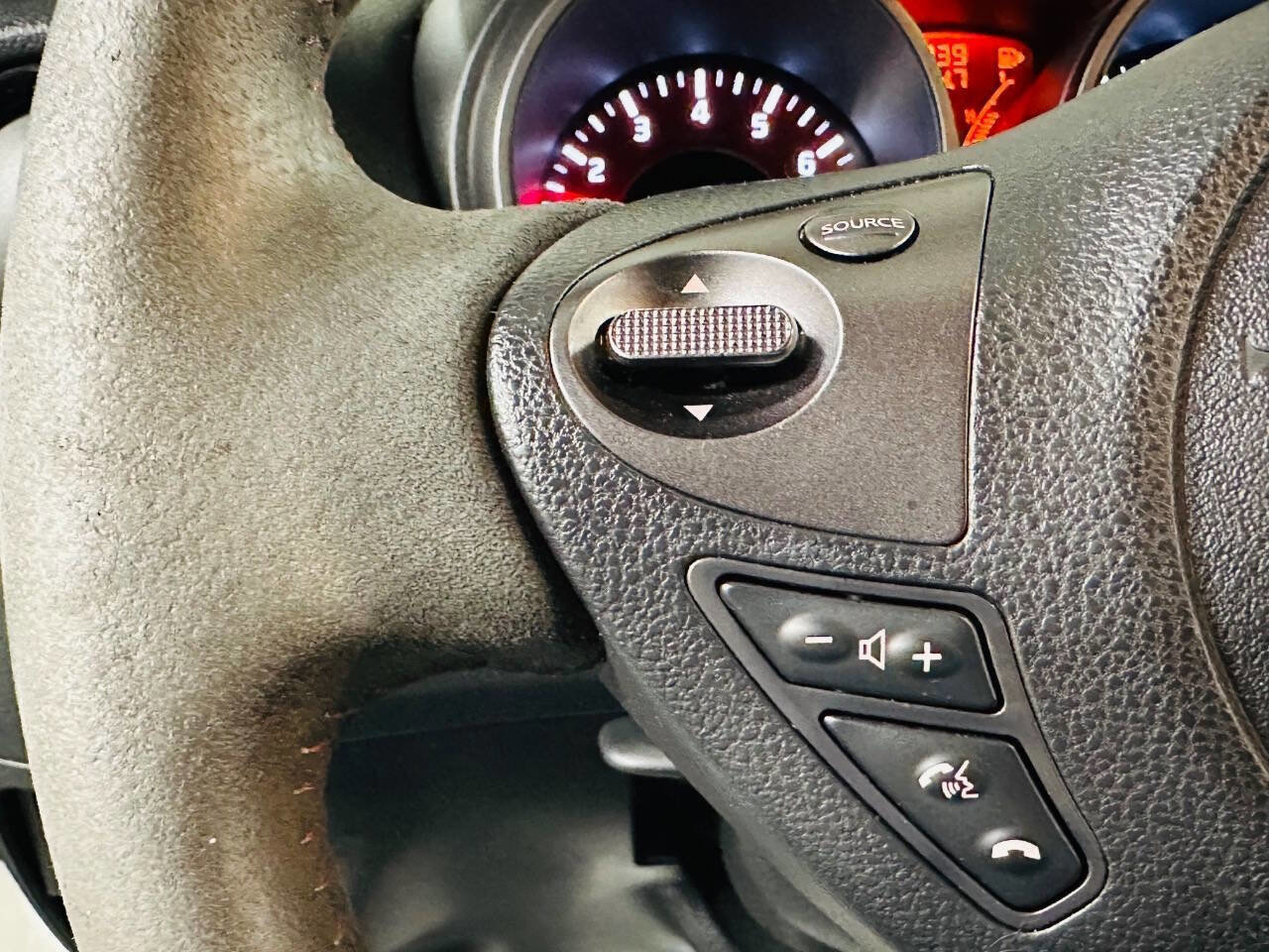 Used 2014 Nissan Juke NISMO AWD/4WD image 15